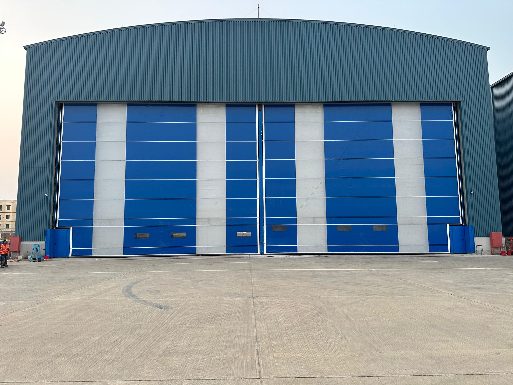Aircraft Hangar Doors 09